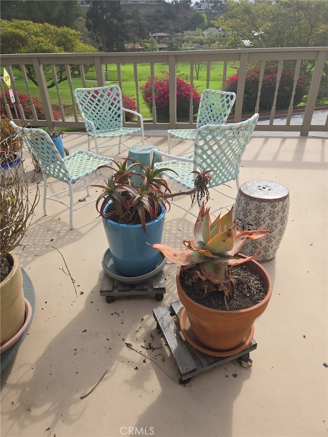 31689 W Nine Dr unit F132, Laguna Niguel, CA 92677 - photo 2