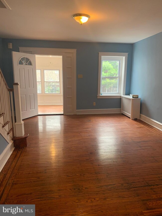 382 Avon Rd, Upper Darby, PA 19082 - photo 6