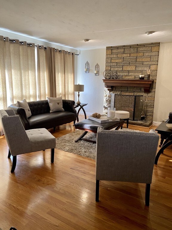 37 Weisner Pkwy, Methuen, MA 01844 - photo 4