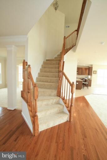 2300 Lake Forest Dr, Upper Marlboro, MD 20774 - photo 5