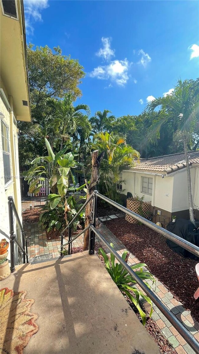 1857 Buchanan St unit 7, Hollywood, FL 33020 - photo 5