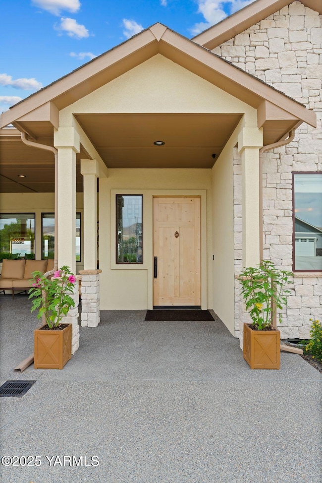 6300 Horizon View Ln, Yakima, WA 98901 - photo 3