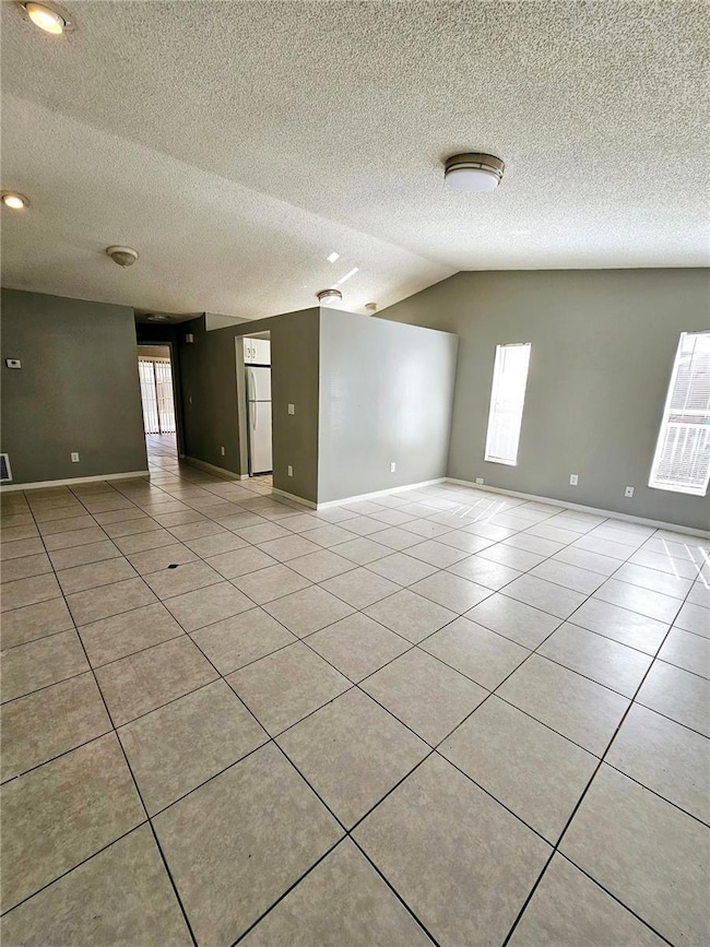 1213 Roma Ct, Orlando, FL 32825 - photo 2