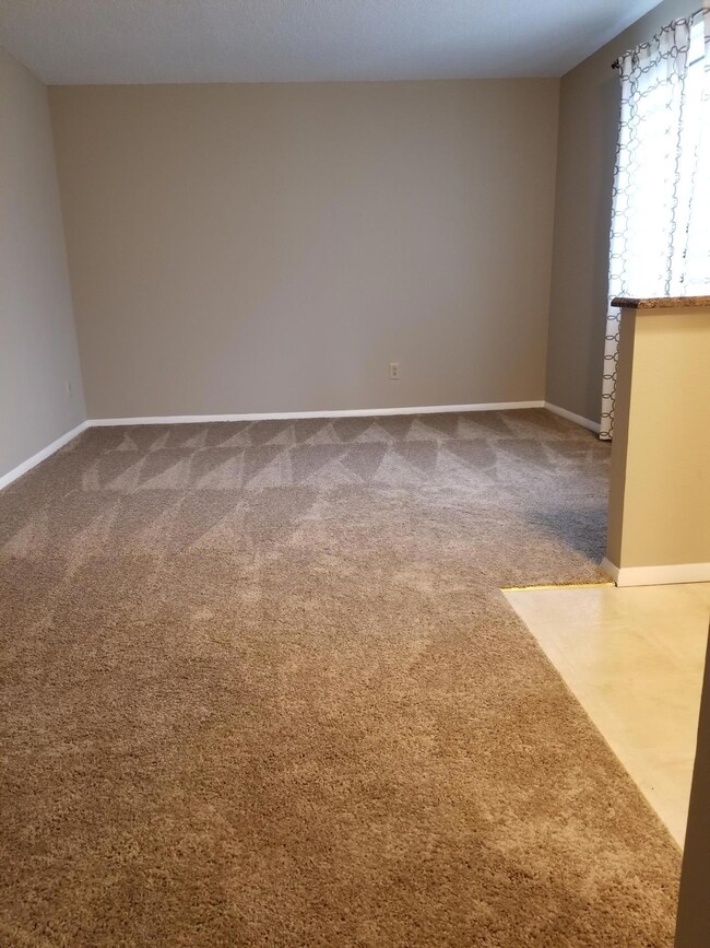 7849 Stanburn Rd, Columbus, OH 43235 - photo 4