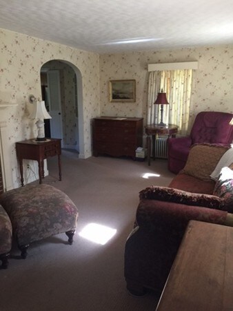 30 Saxon Rd, Worcester, MA 01602 - photo 6