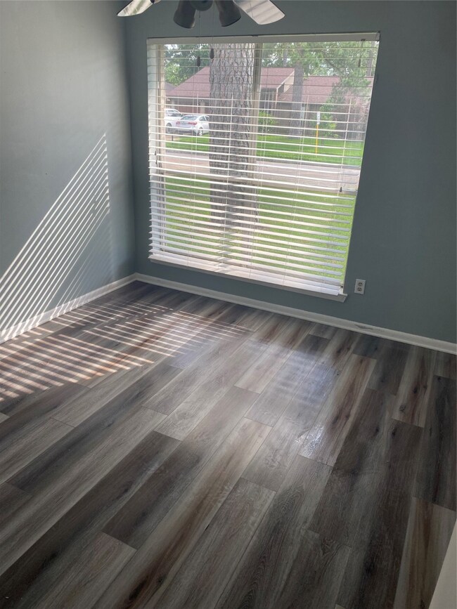 23414 Dew Wood Ln, Spring, TX 77373 - photo 6