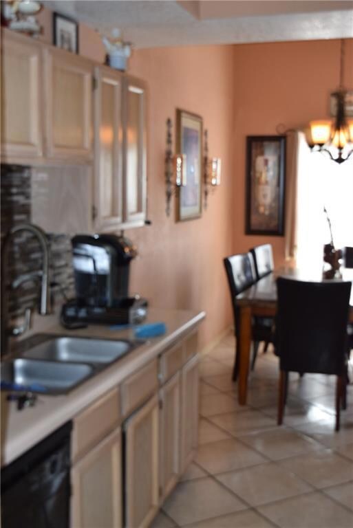 112 Barrel Cactus Dr, Horizon City, TX 79928 - photo 7