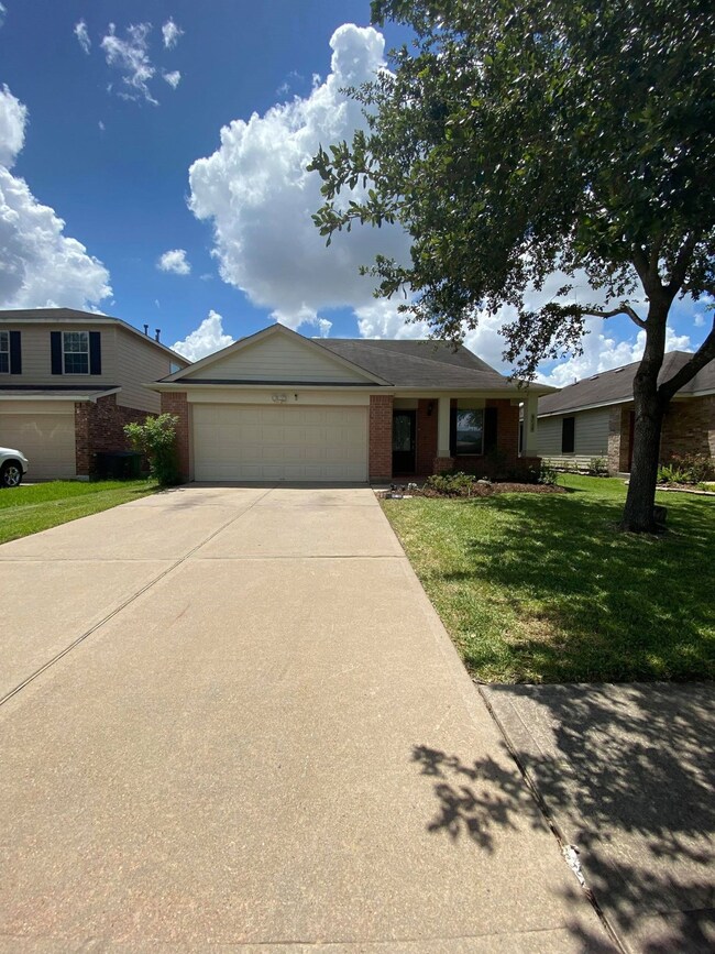 9118 Wolcott Park Ln, Houston, TX 77075 - photo 3