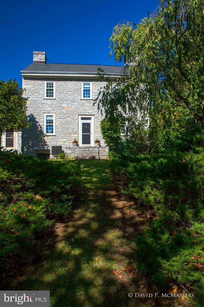 1433 Arden Nollville Rd, Inwood, WV 25428 - photo 5