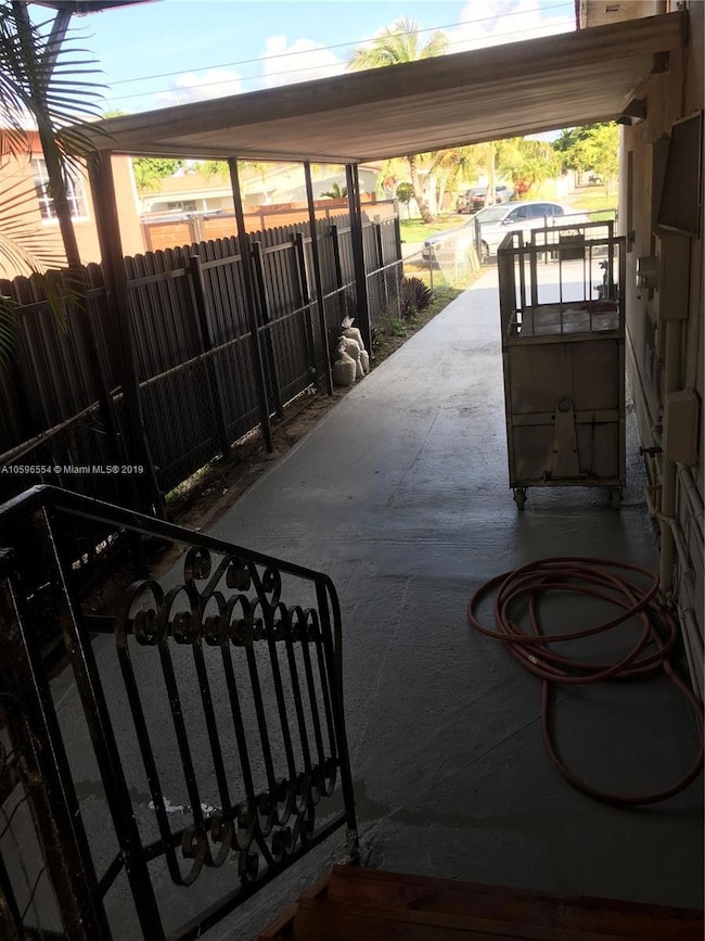 Side porch