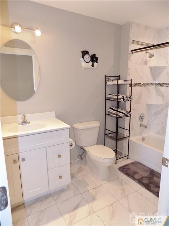 114 Lakeview Ave unit 2, South Plainfield, NJ 07080 - photo 5