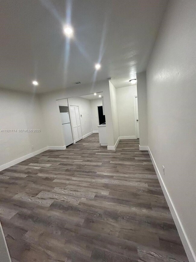 2931 NW 47th St unit 2931, Miami, FL 33142 - photo 2