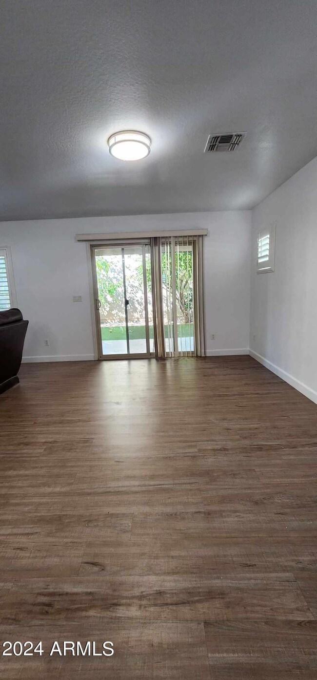 260 N Scott Dr, Chandler, AZ 85225 - photo 4