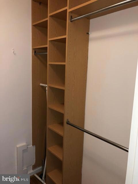 General Scott Apartments unit 814, Washington, DC 20036 - photo 3