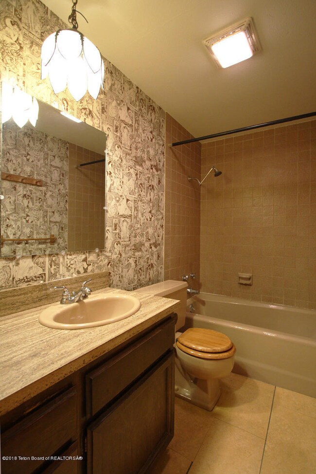 Scott 815 Upper Cache Creek M Bath 1 100