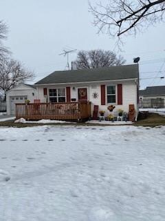 307 E 22nd St S, Newton, IA 50208 - photo 3