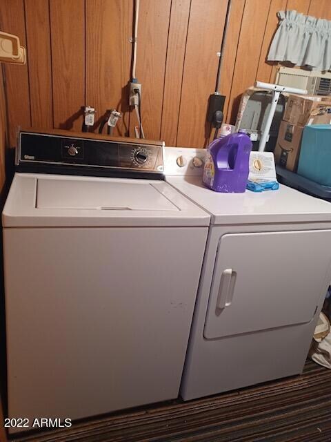 WASHER DRYER LAUNDRY AREA 159