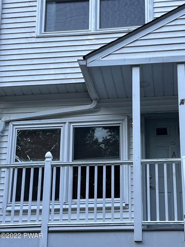 125 Sawkill Dr, Milford, PA 18337 - photo 3