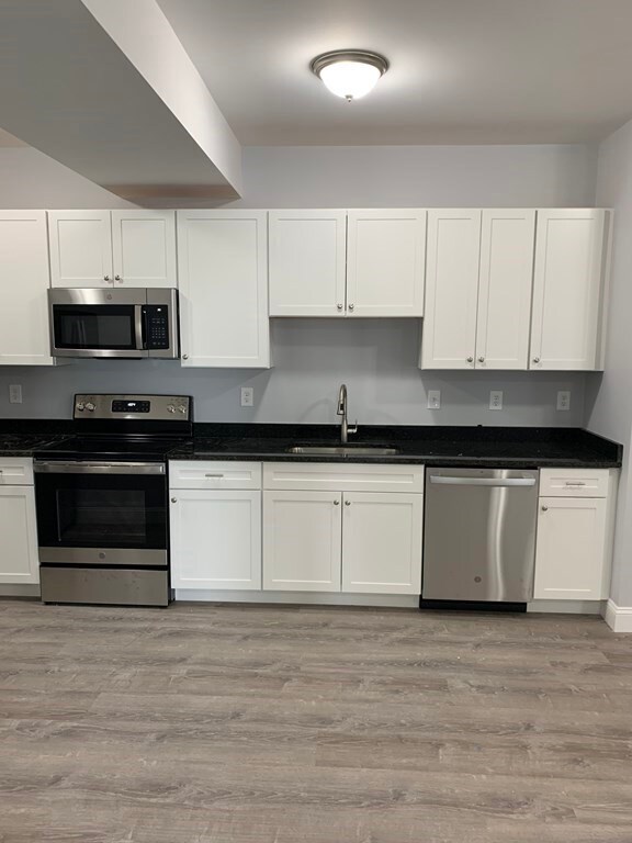 599 Summer St unit 107, Lynn, MA 01905 - photo 5