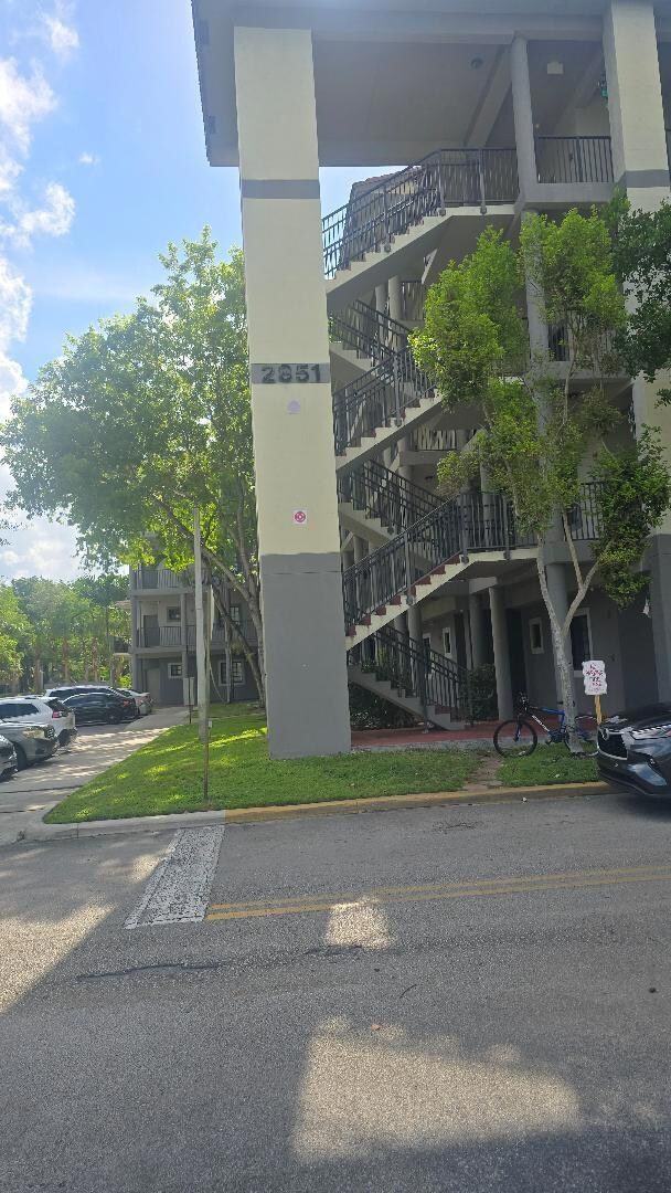 2801 Riverside Dr unit 107S, Coral Springs, FL 33065 - photo 7