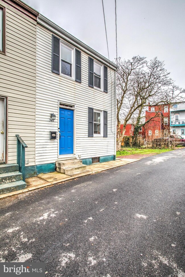 546 Lake St, Lancaster, PA 17603 - photo 3