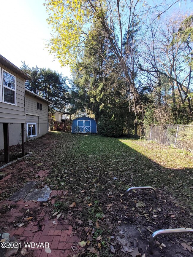 Hillview Back