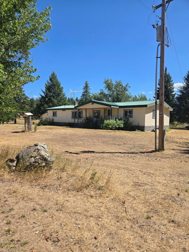 11512 E Bridges Rd, Elk, WA 99009 - photo 3