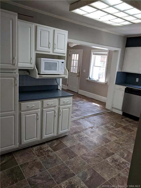 10005 Atkins Rd, Floyds Knobs, IN 47119 - photo 6