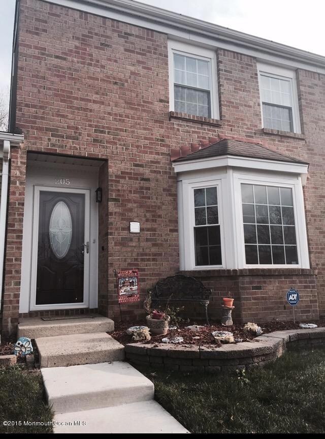 205 Yorkshire Ct, Old Bridge, NJ 08857 - photo 2