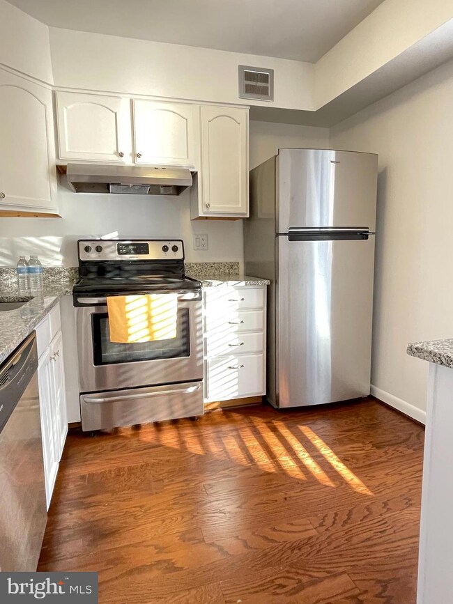 17800 Buehler Rd unit 134, Olney, MD 20832 - photo 6