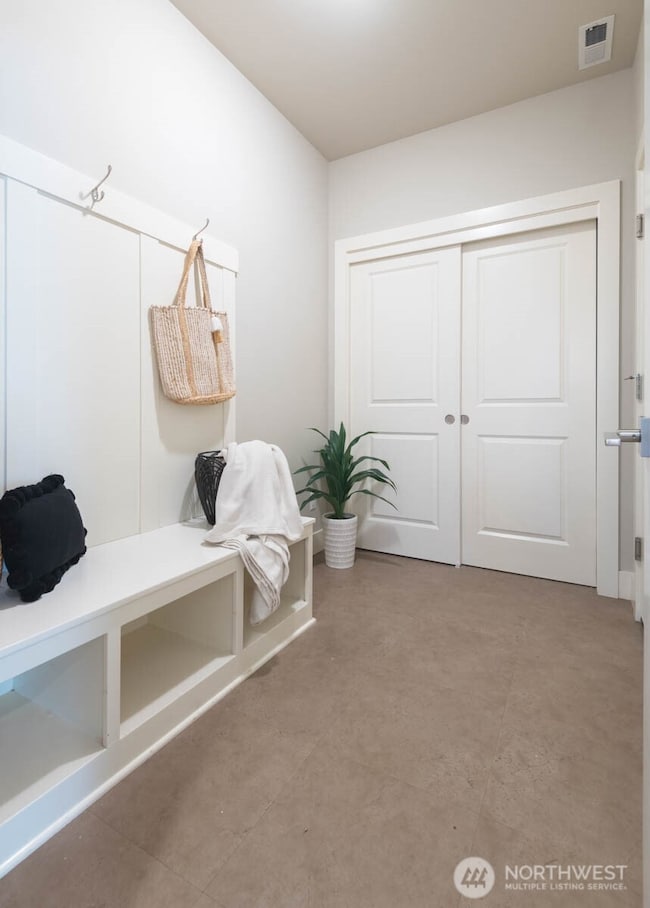 8009 E Commons Ct, Port Orchard, WA 98366 - photo 5