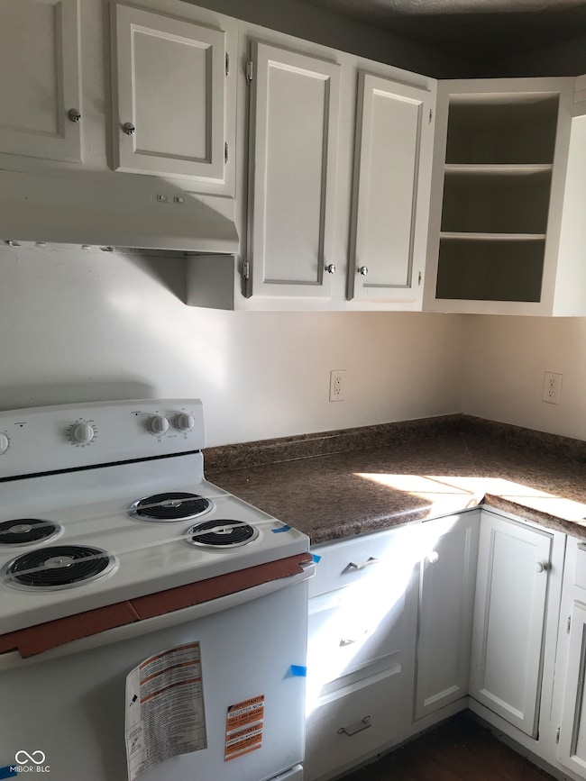 4419 Pepperidge Ct, Indianapolis, IN 46235 - photo 5