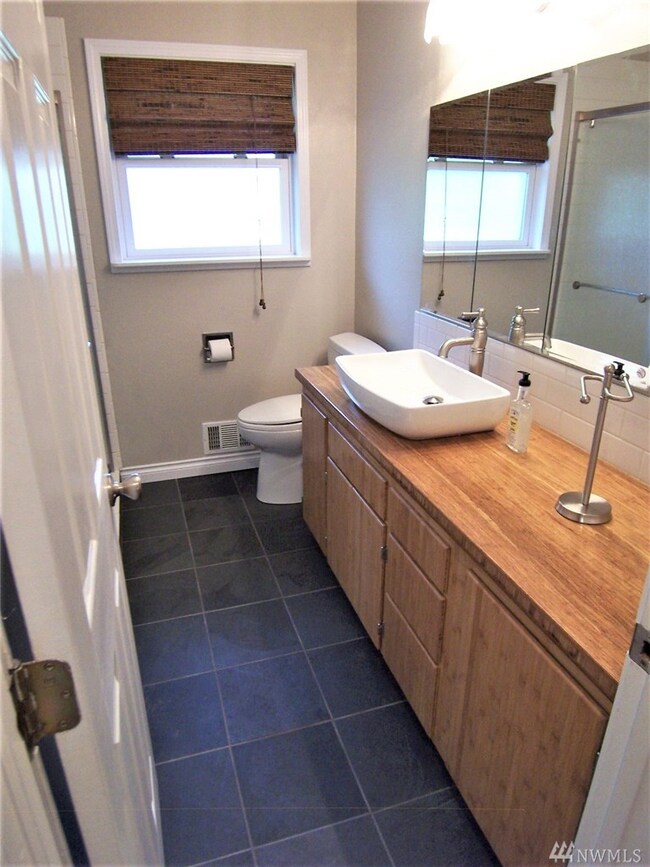 7612 35th St W, University Place, WA 98466 - photo 6