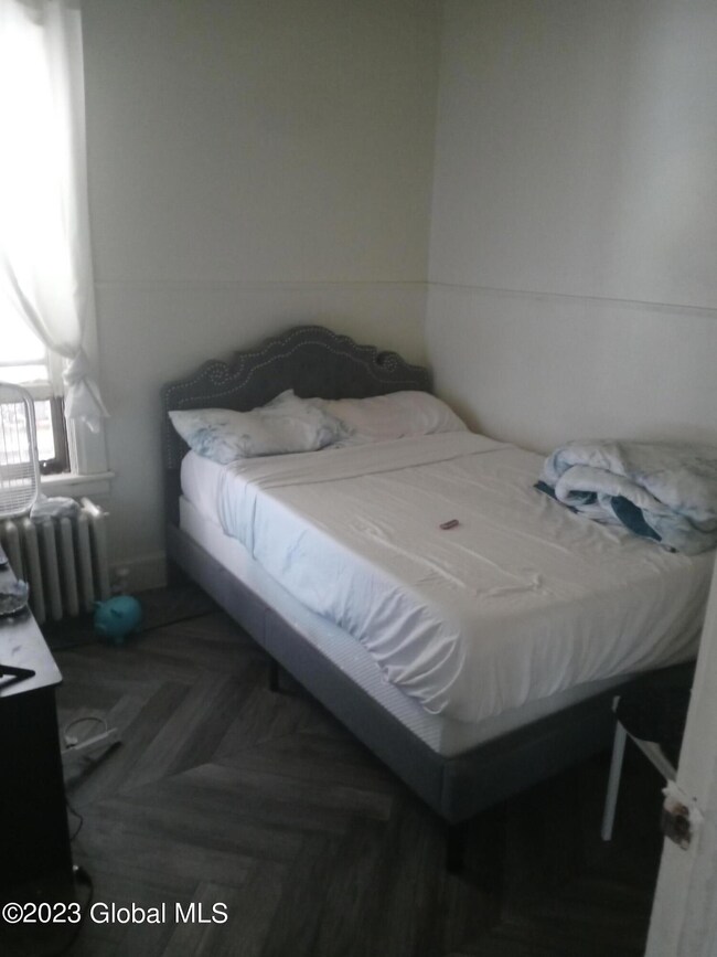 57 N Manning Blvd, Albany, NY 12206 - photo 4