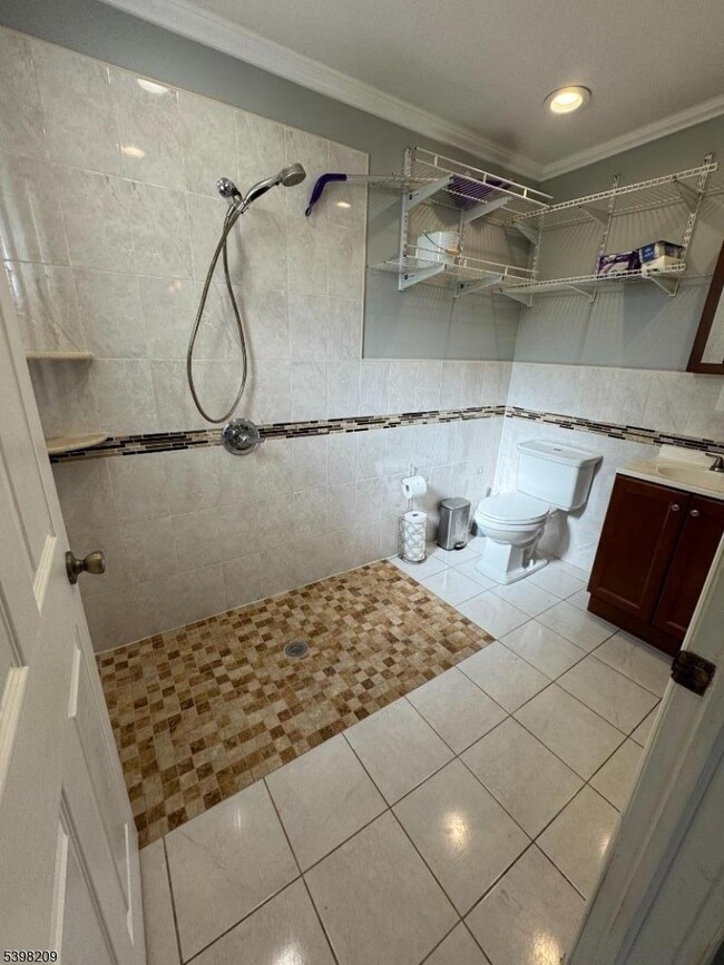 456 E 35th St unit 458, Paterson, NJ 07504 - photo 7