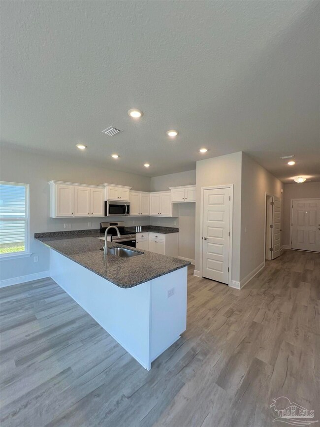 8001 Westpointe Ln unit 23B, Pensacola, FL 32506 - photo 6