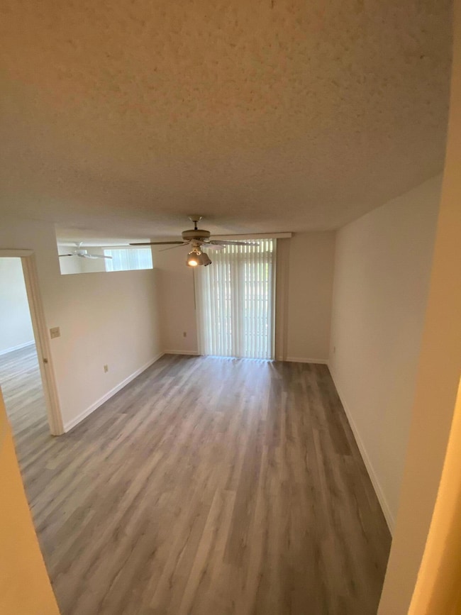 University Inn Condominium unit 1221, Coral Gables, FL 33146 - photo 3