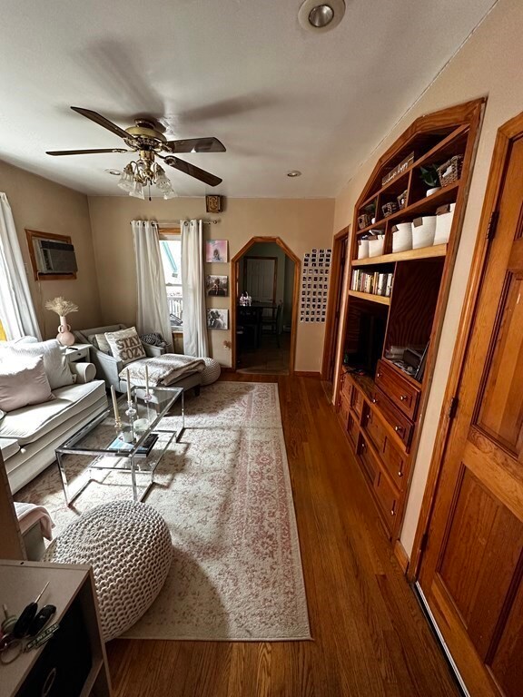 8 Williams Ct unit 1, Somerville, MA 02143 - photo 3