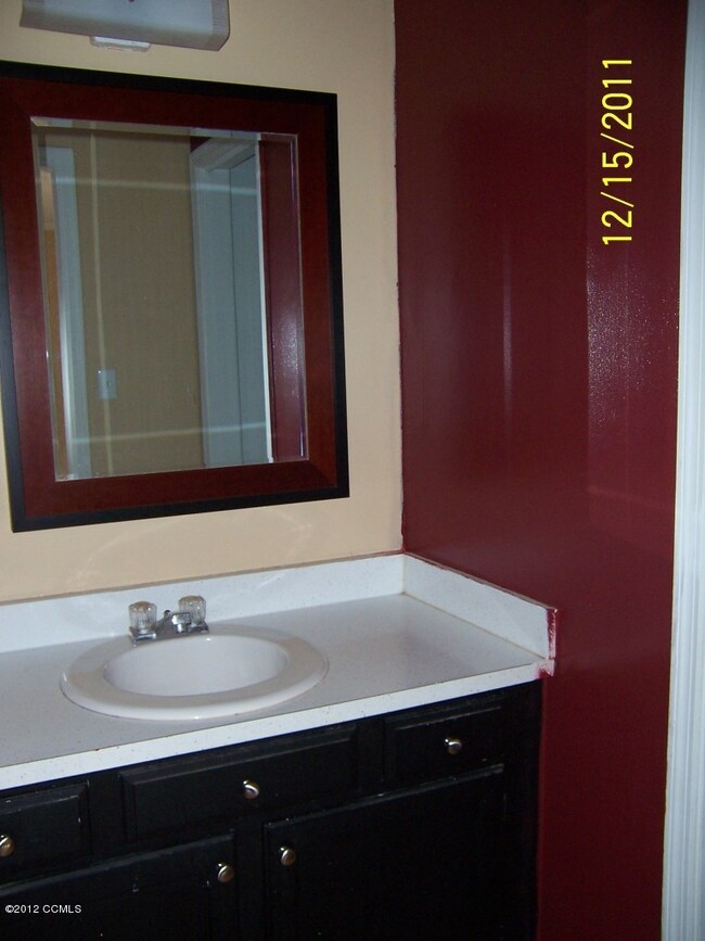 19 Lakewood Ct, Jacksonville, NC 28546 - photo 4