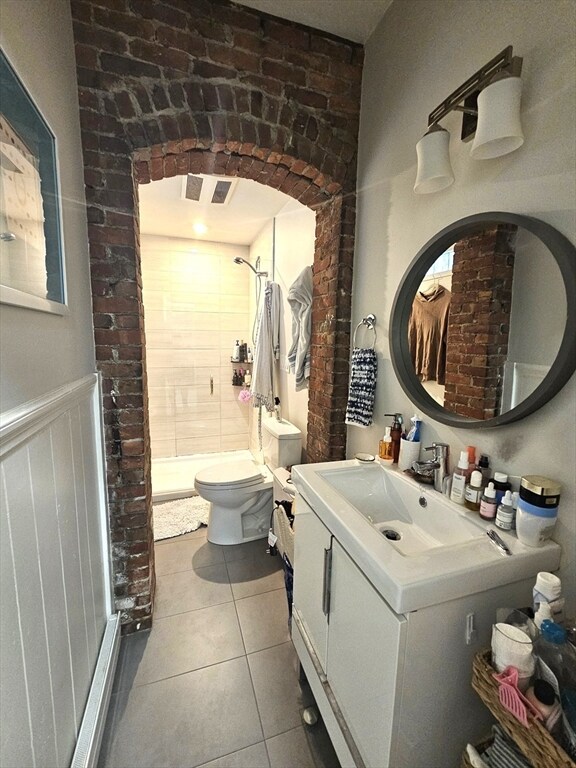 686 Washington St unit 1, Brookline, MA 02446 - photo 7