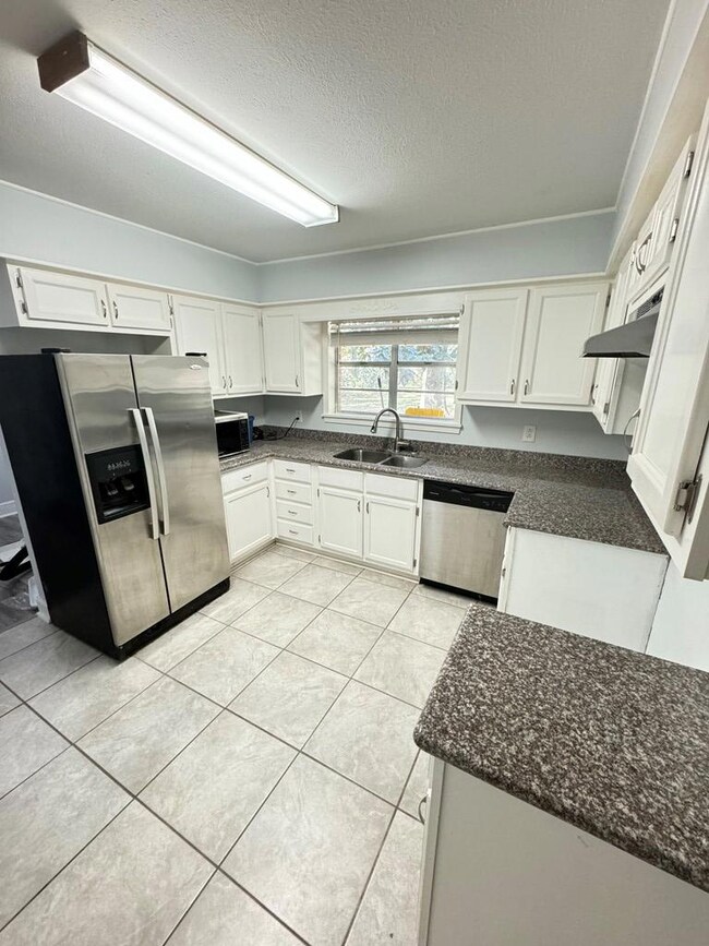 509 Mitchell St, Picayune, MS 39466 - photo 6