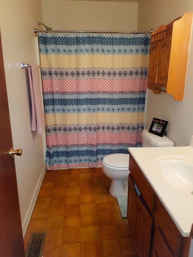 1026 Ravenwood Dr, Lawrenceburg, KY 40342 - photo 7