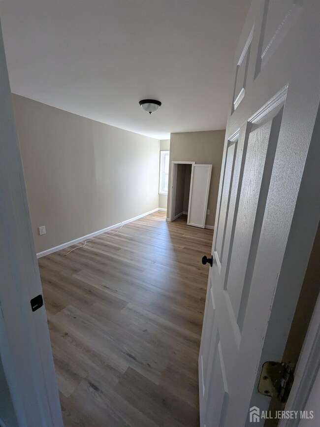 10 Pierson St, Monmouth Junction, NJ 08852 - photo 7