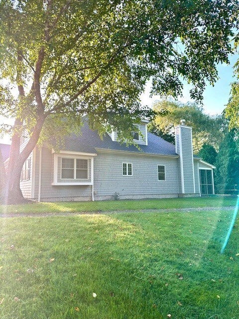 52 County Rd unit 8, Mattapoisett, MA 02739 - photo 3