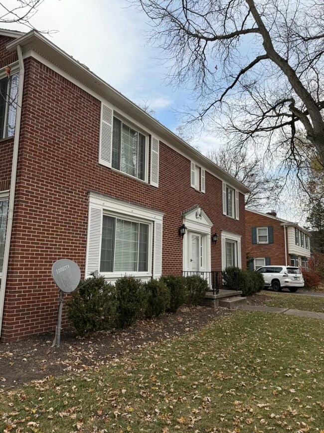 unlisted-address, Ottawa Hills, OH 43606 - photo 2