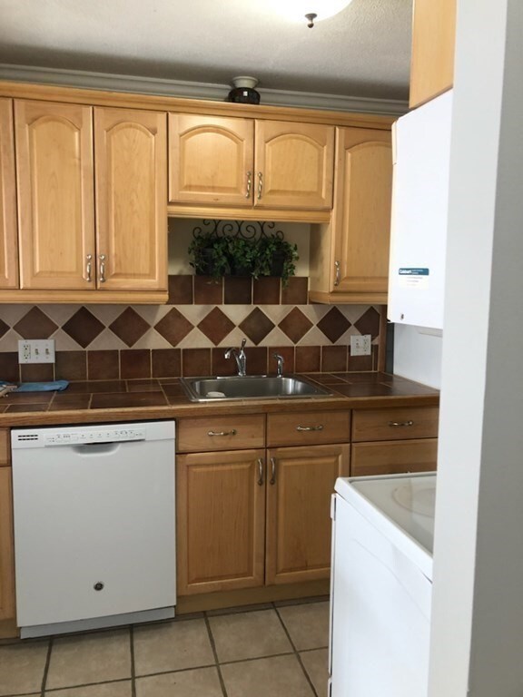 700 Governors Dr unit 25, Winthrop, MA 02152 - photo 7