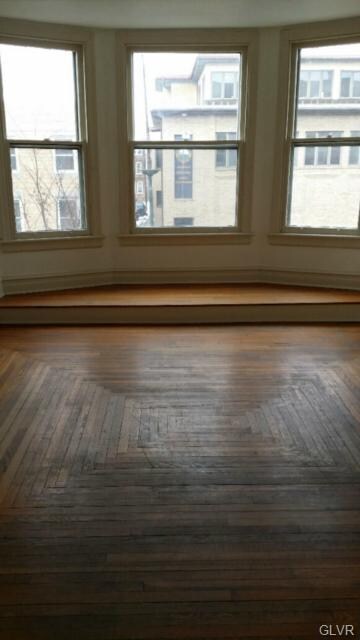 1040 W Hamilton St unit 2, Allentown, PA 18101 - photo 3