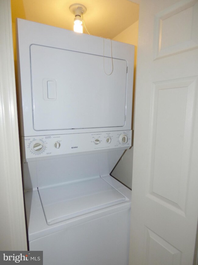 14001 Briston St unit 9-A, Laurel, MD 20707 - photo 3