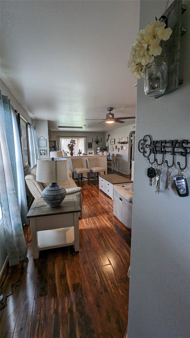 8723 Spurflower Path Ln, Houston, TX 77075 - photo 7