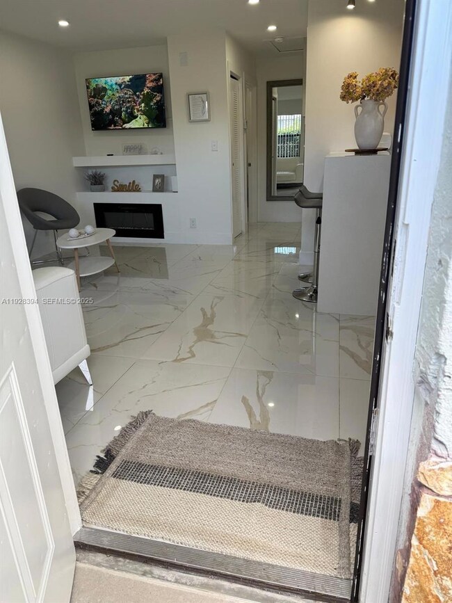 208 NW 7th St unit 1-2, Hallandale Beach, FL 33009 - photo 4